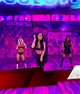 WWE_Monday_Night_Raw_2018_02_13_720p_HDTV_x264-NWCHD_mp4_004513379.jpg