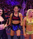 WWE_Monday_Night_Raw_2018_04_09_720p_HDTV_x264-NWCHD_mp4_003151322.jpg